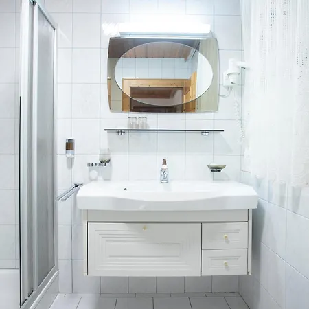 克莱佩胡特阿尔盆休闲旅馆 3* 沃尔德斯