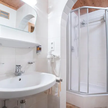 Konukevi Alpenrelax Krepperhuette 3*